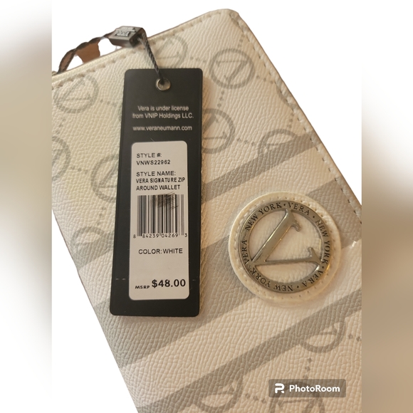 NWT Vera Zipper Wallet - Picture 3 of 5